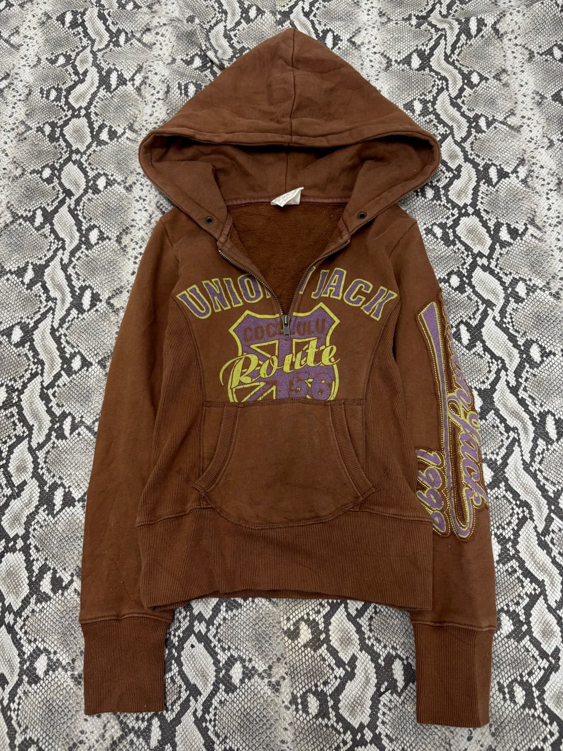 “Vintage” Y2K Mood Brown Slim Crop Hoode 상품이미지1