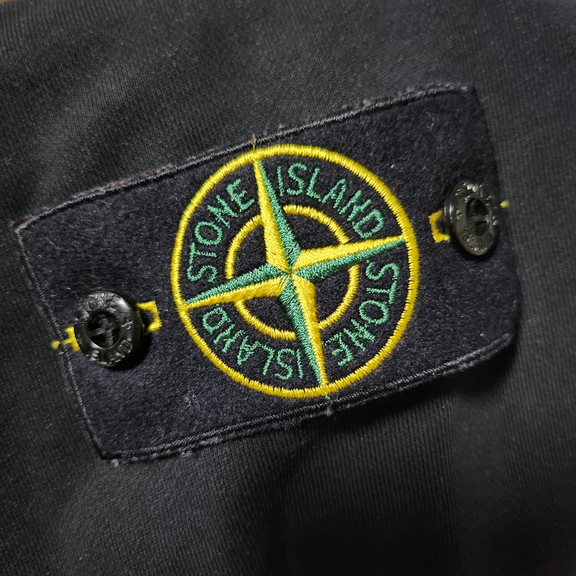 [새상품급]24SS 스톤아일랜드 맨투맨 XXL 블랙 상품이미지3