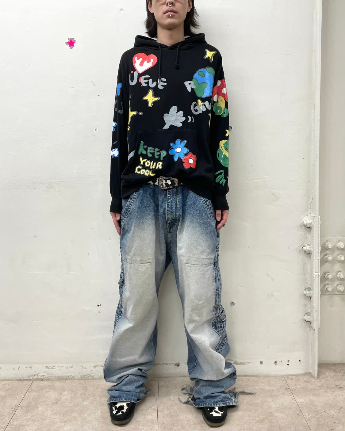 Earth, Mushroom, Flower Multi Hoodie 상품이미지3