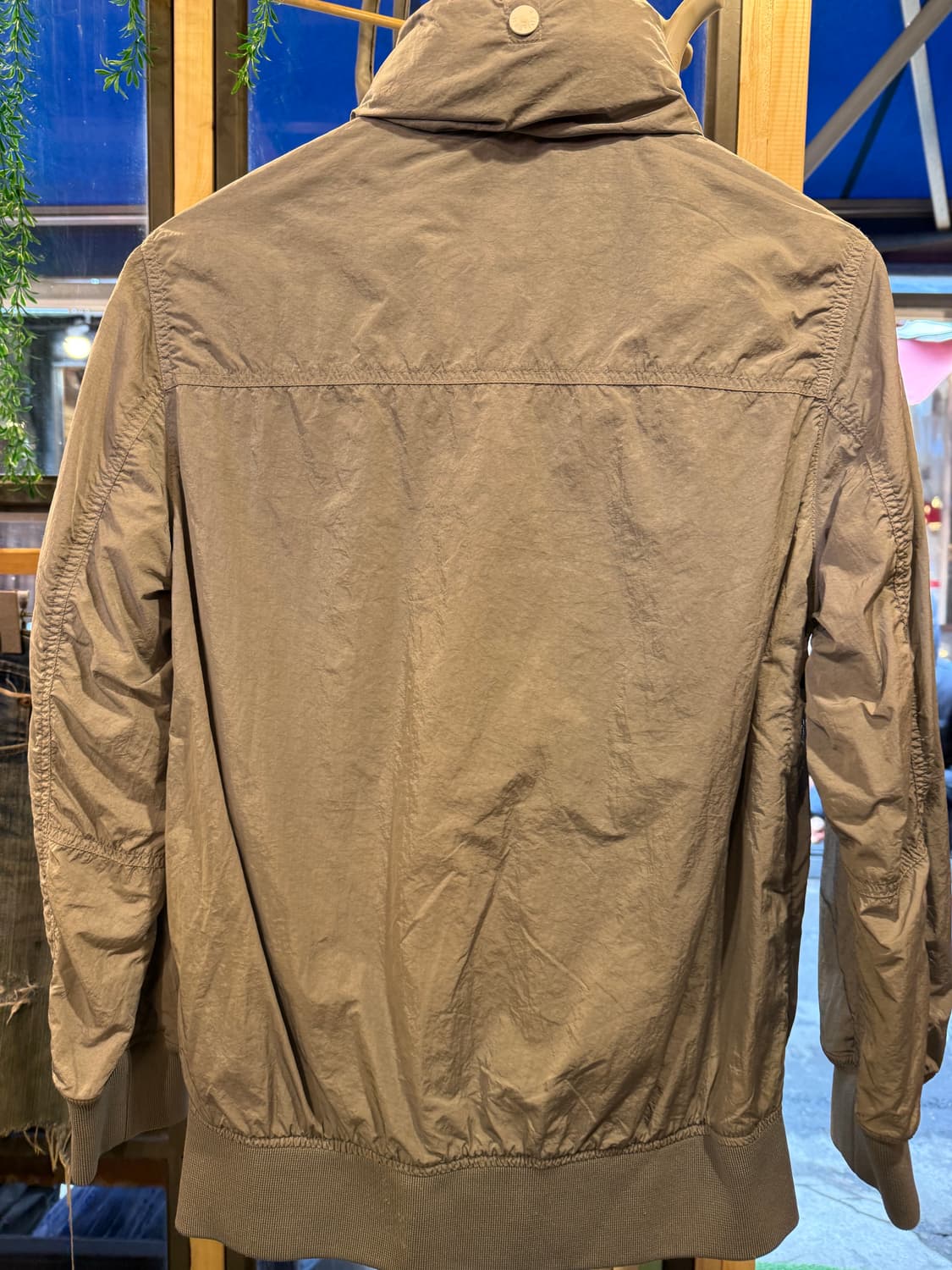 타미힐피거 그레이 윈드브레이커 상품이미지2