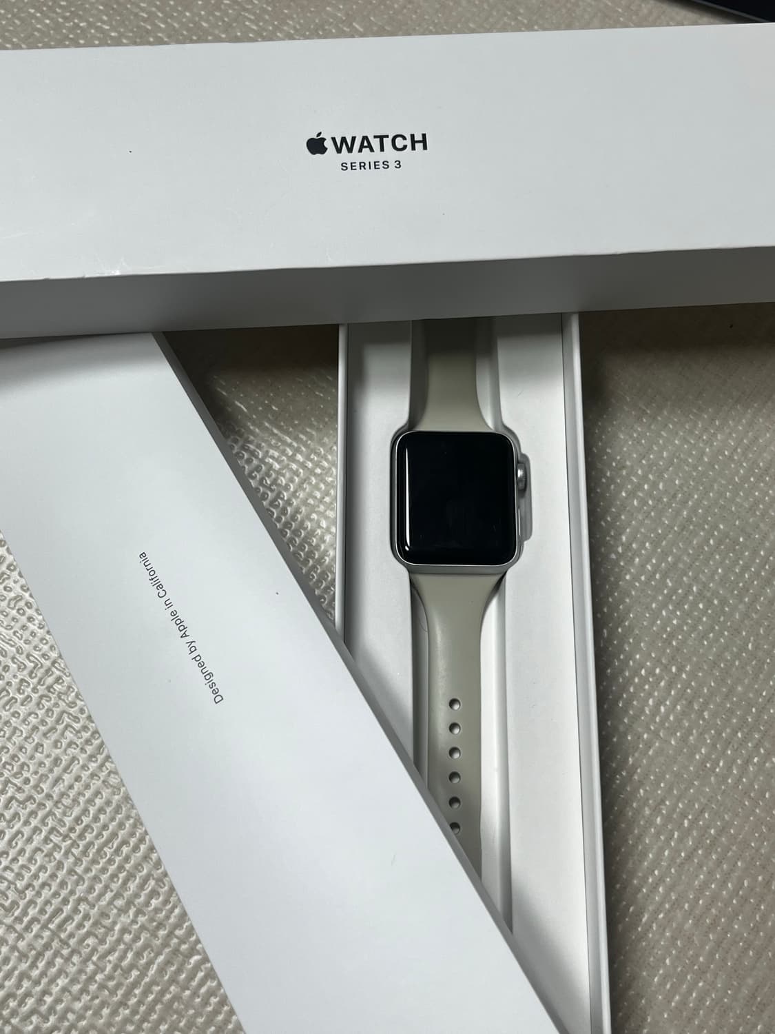 애플워치 시리즈3 42mm 상품이미지1