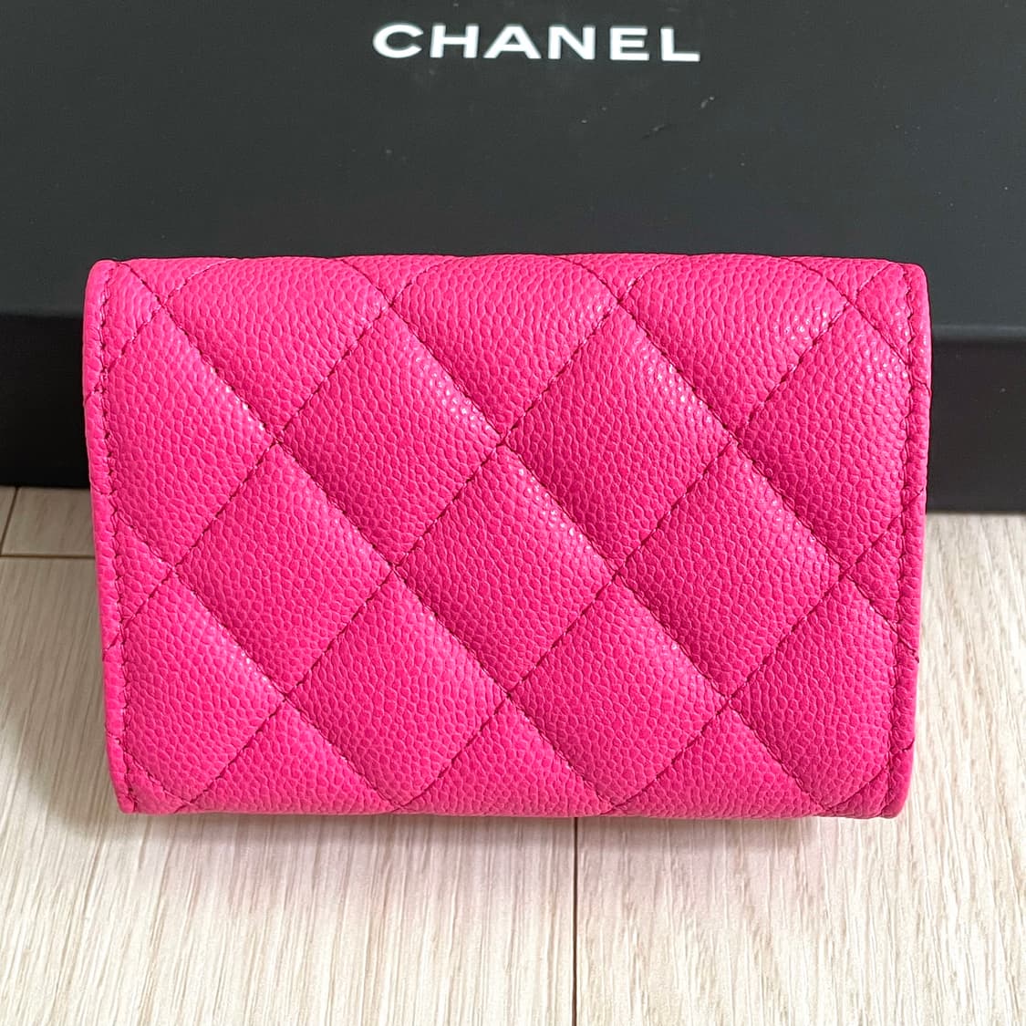 샤넬 클래식 캐비어 3단지갑 푸시아핑크 내장칩 새제품 상품이미지3