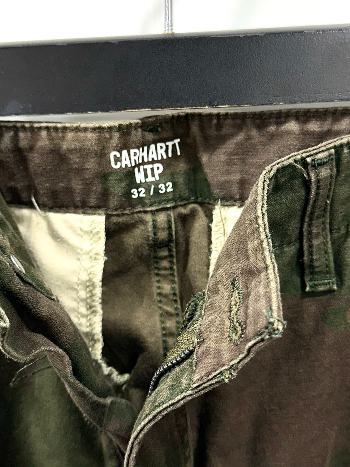 칼하트 WIP 카모플라쥬 카고 팬츠 32 상품이미지8