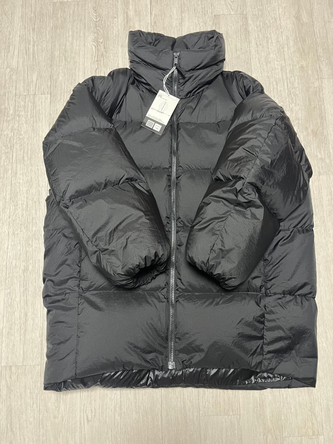 새상품XL)유니클로u 르메르 오버사이즈패딩 블랙  상품이미지1