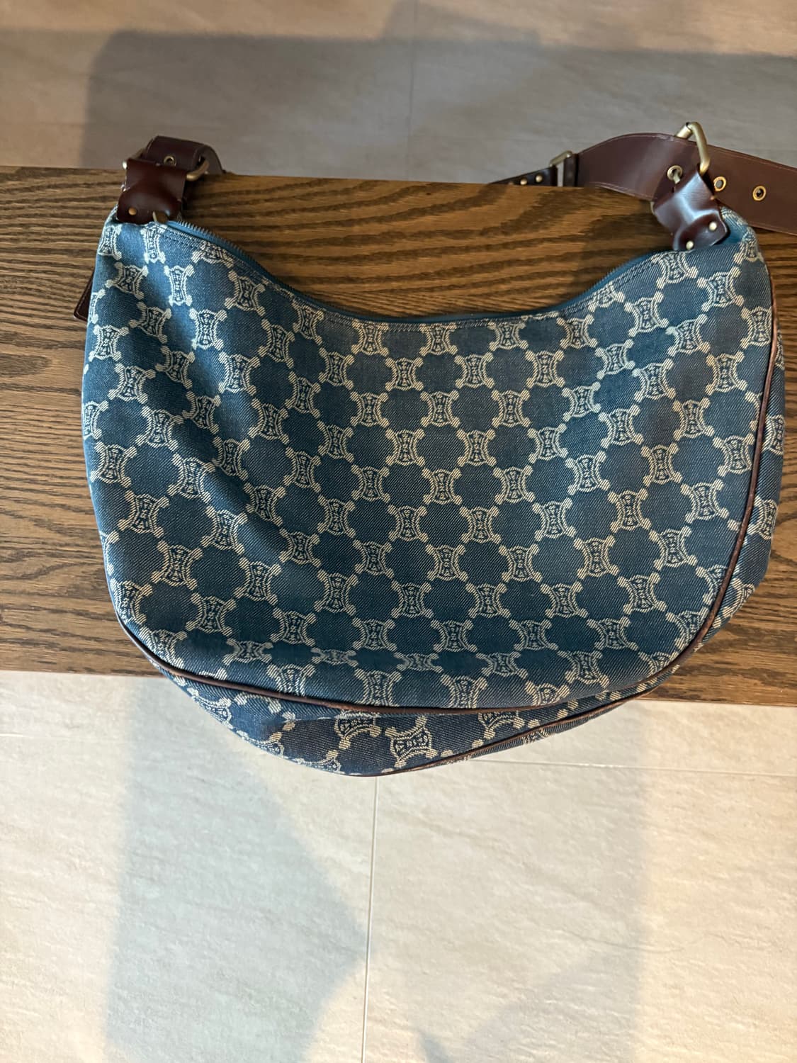 셀린느 호보백 상품이미지2