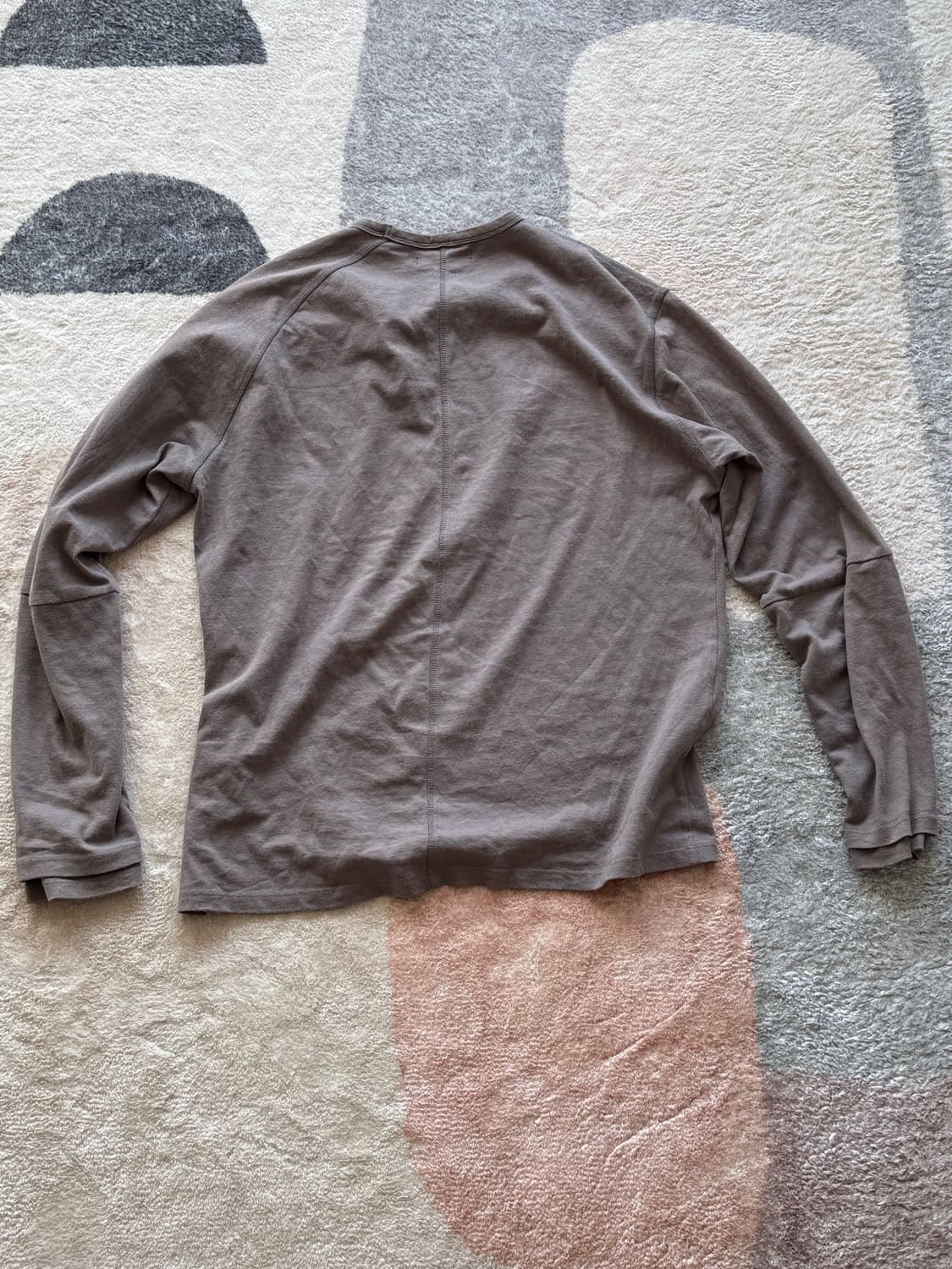 [M] 해칭룸 더블 롱슬리브 로즈 그레이 상품이미지2