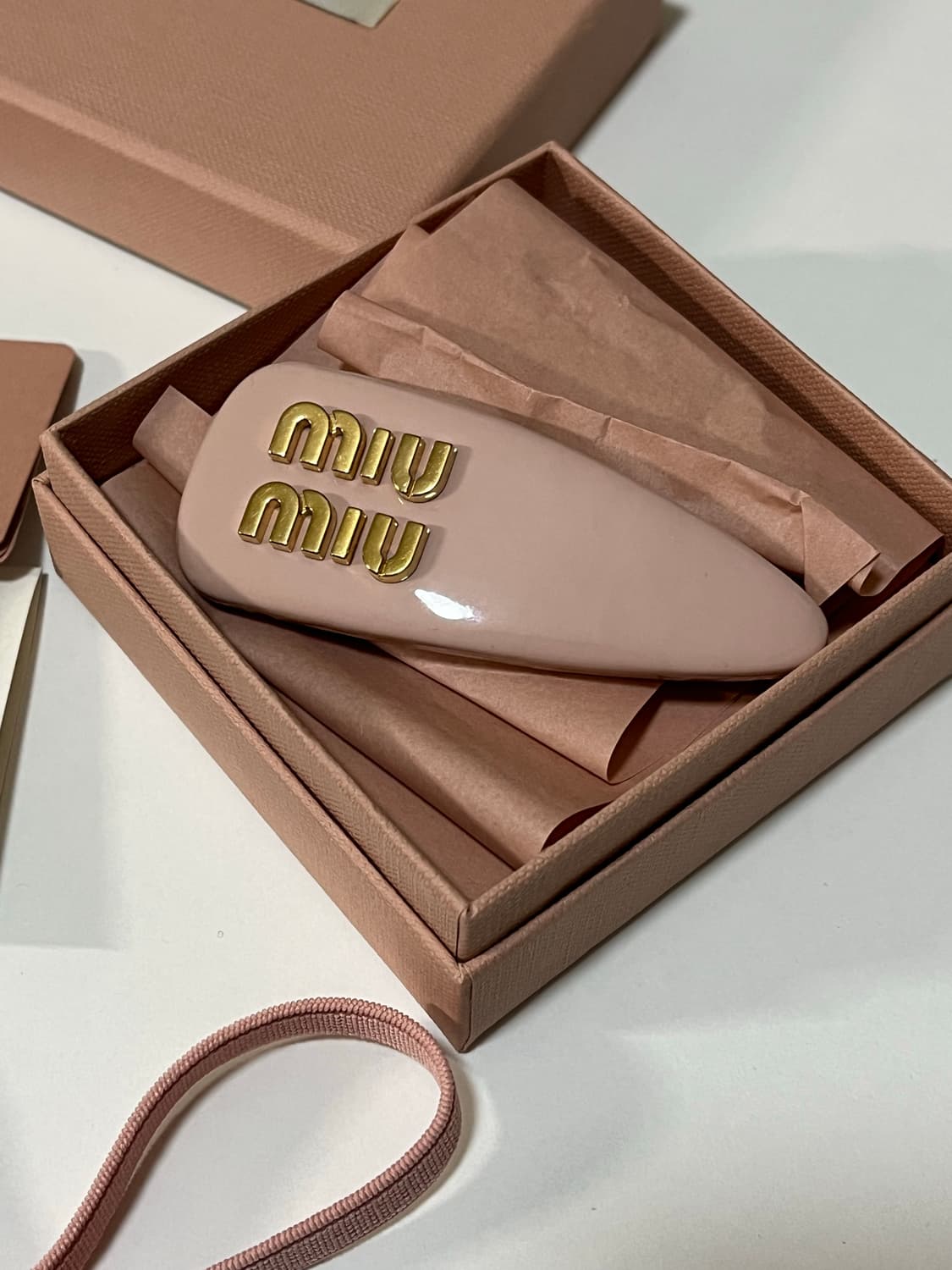 미우미우 헤어핀 상품이미지1