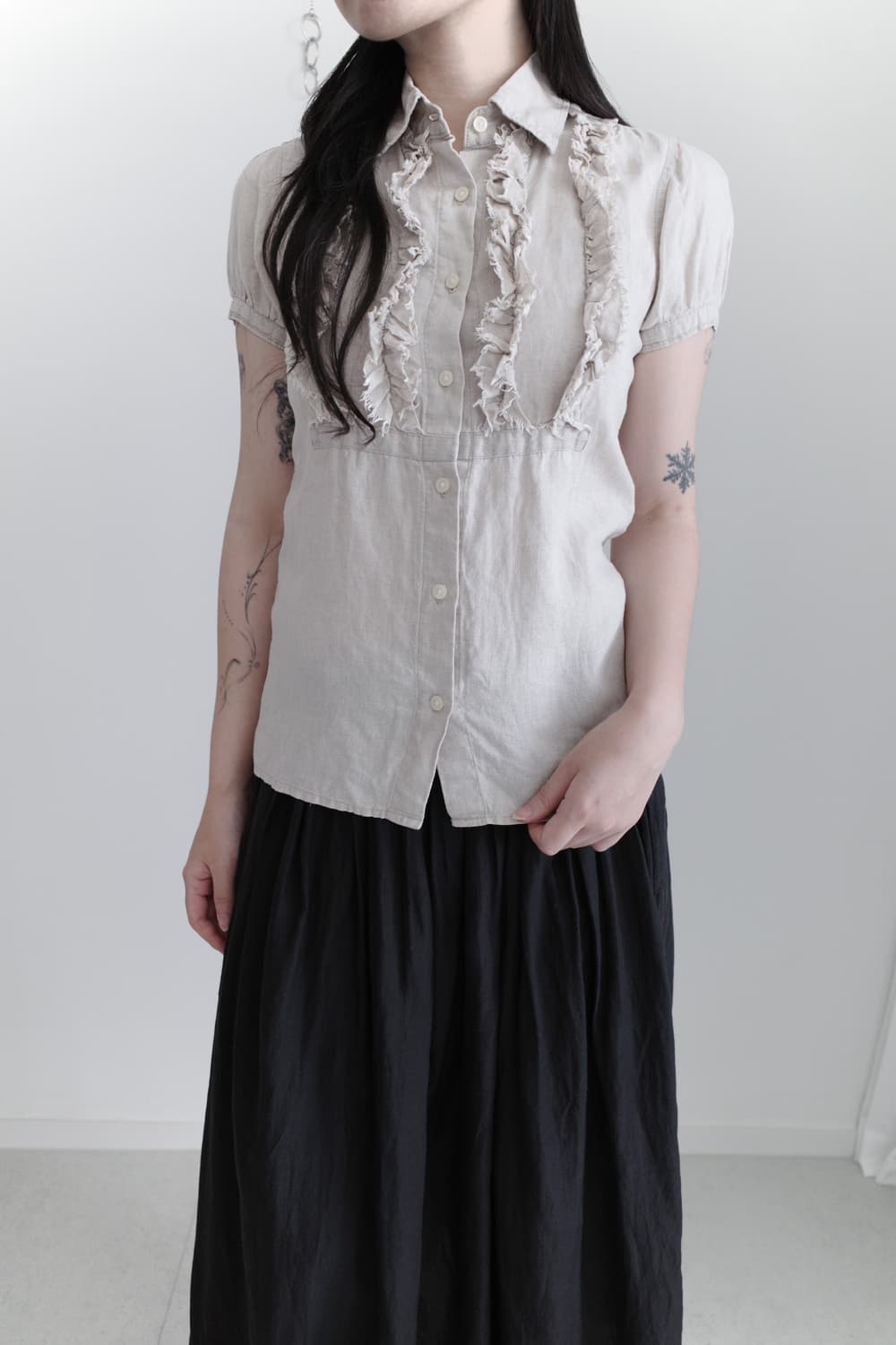 gap) damage frill half shirt  상품이미지5