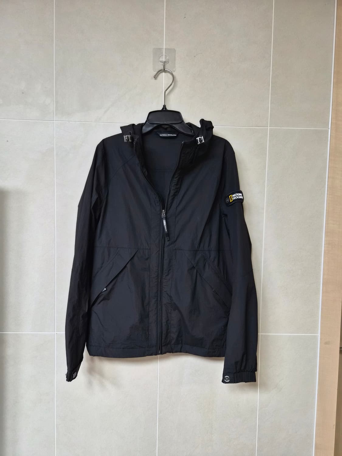 내셔널지오그래픽 여성 바람막이 90 상품이미지1