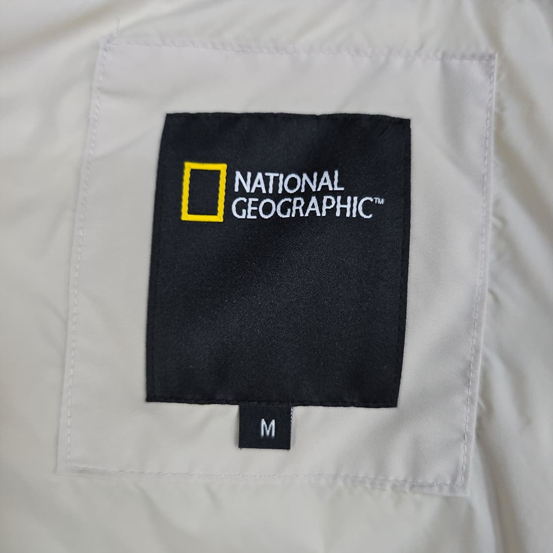 내셔널지오그래픽 구스 다운 경량 패딩 M 상품이미지8