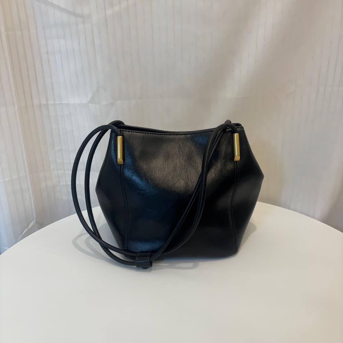 정품 아뜰리에드루멘 마룬 숄더백     상품이미지1