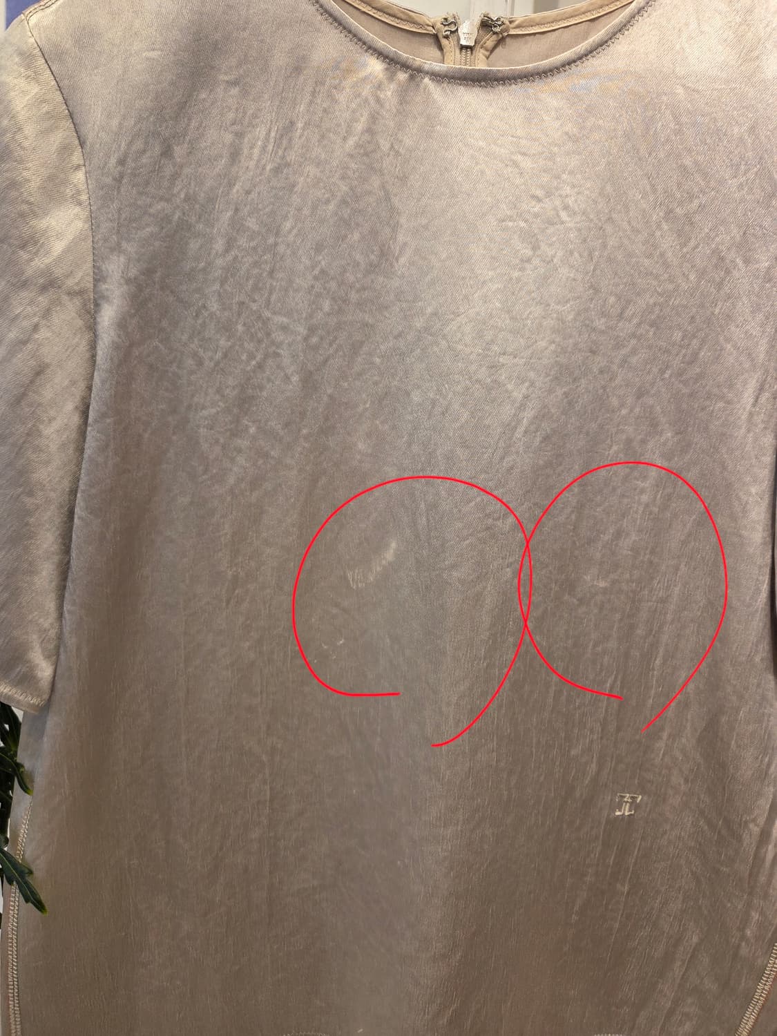 TIME 타임 글로시 새틴 블라우스  티셔츠 상품이미지3