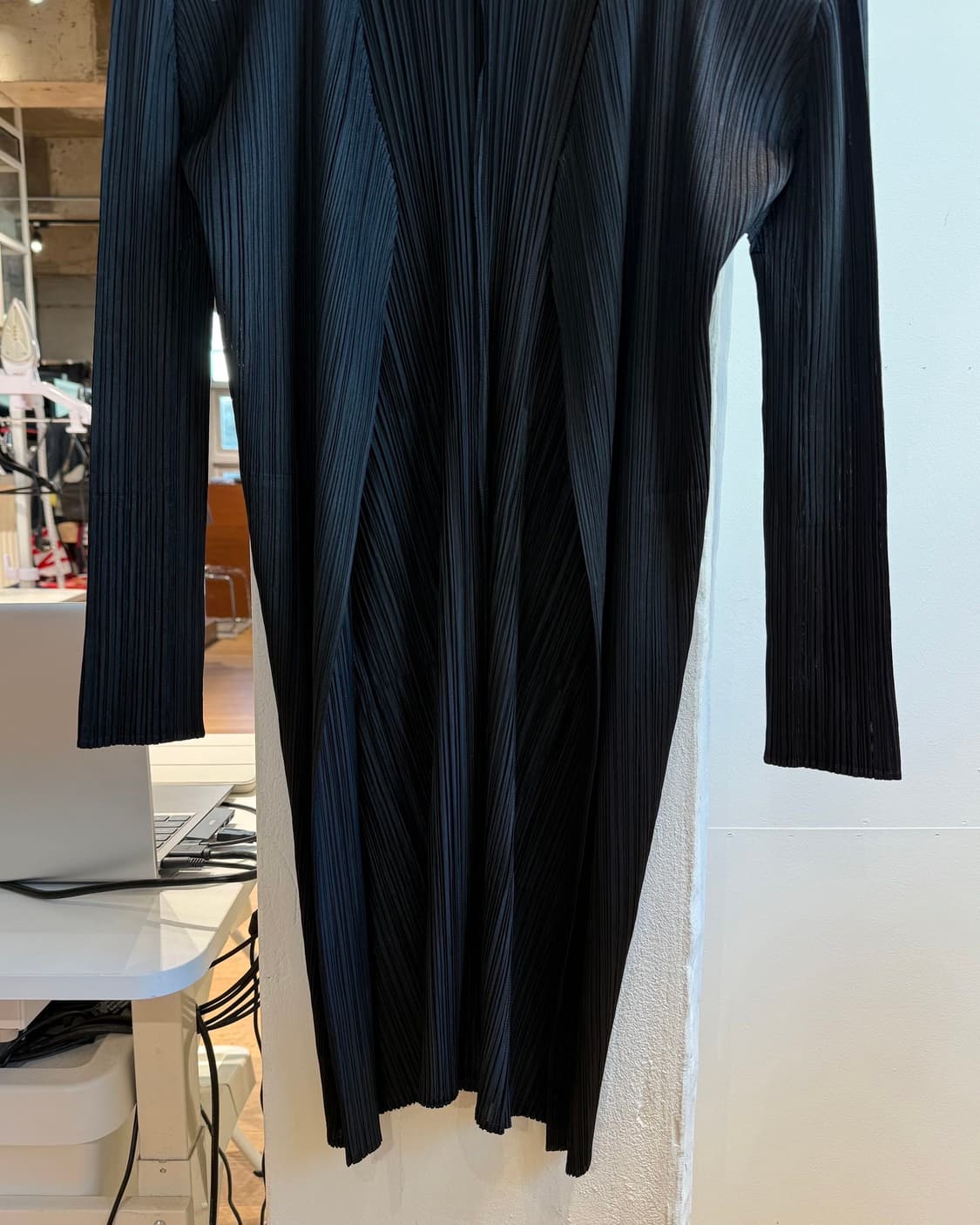 플리츠플리즈 블랙 링컬 오픈 자켓 상품이미지6