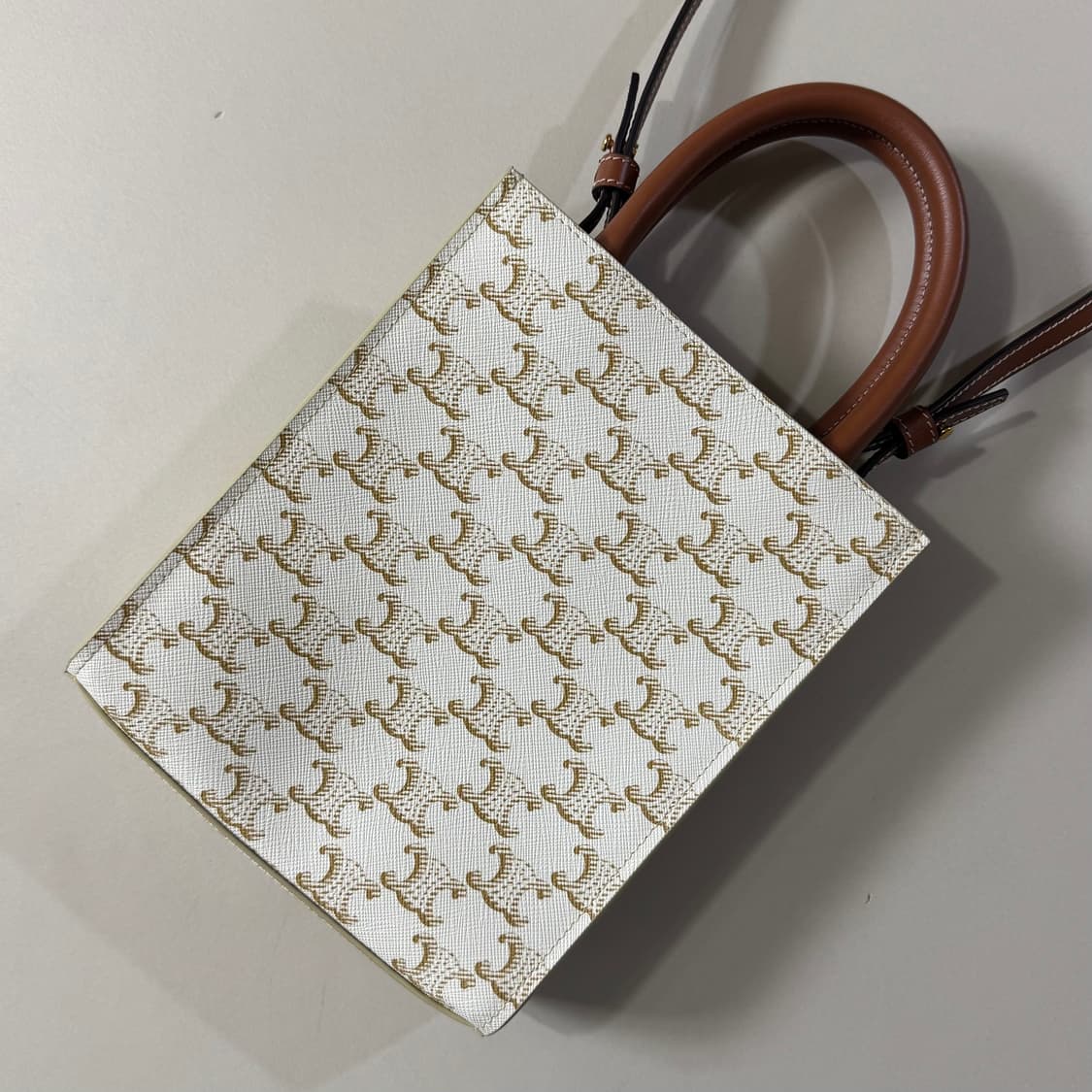 [백화점판/당일출고]셀린느 트리오페 미니 카바스백 / 크로스백 상품이미지3