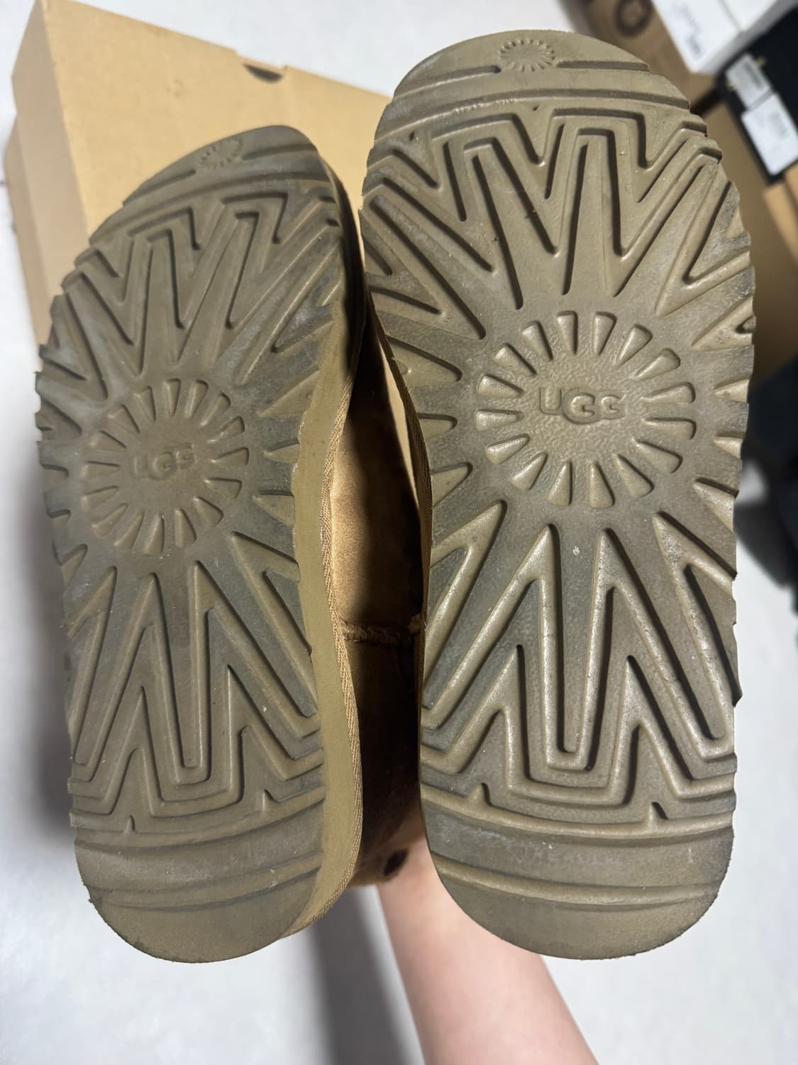 어그 클래식 미니2 풀박 230 상품이미지8