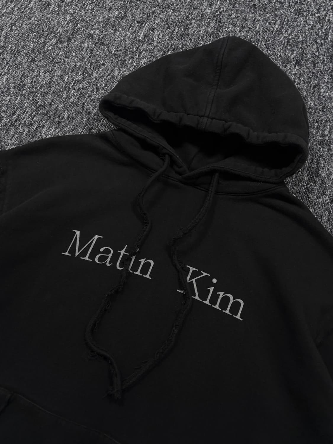 마뗑킴 블랙 후드티 상품이미지3