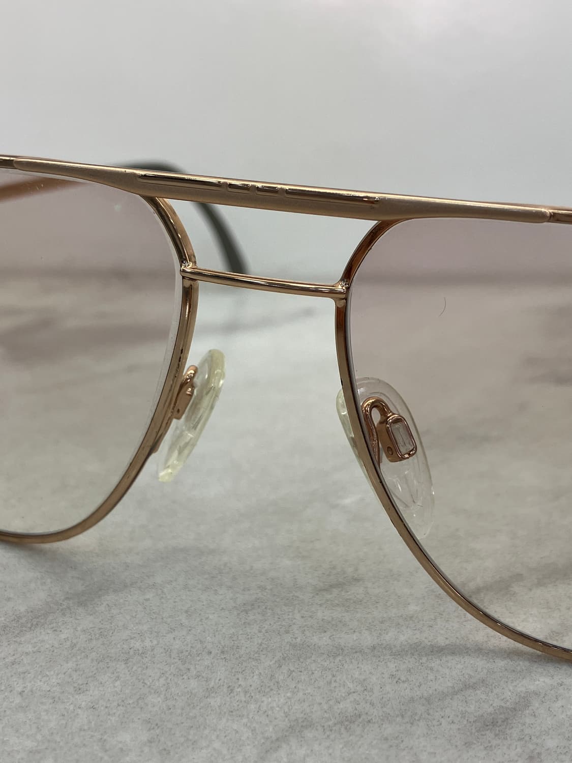 로덴스톡 RODENSTOCK 골드메탈 투 브릿지 선글라스(30g) 상품이미지5