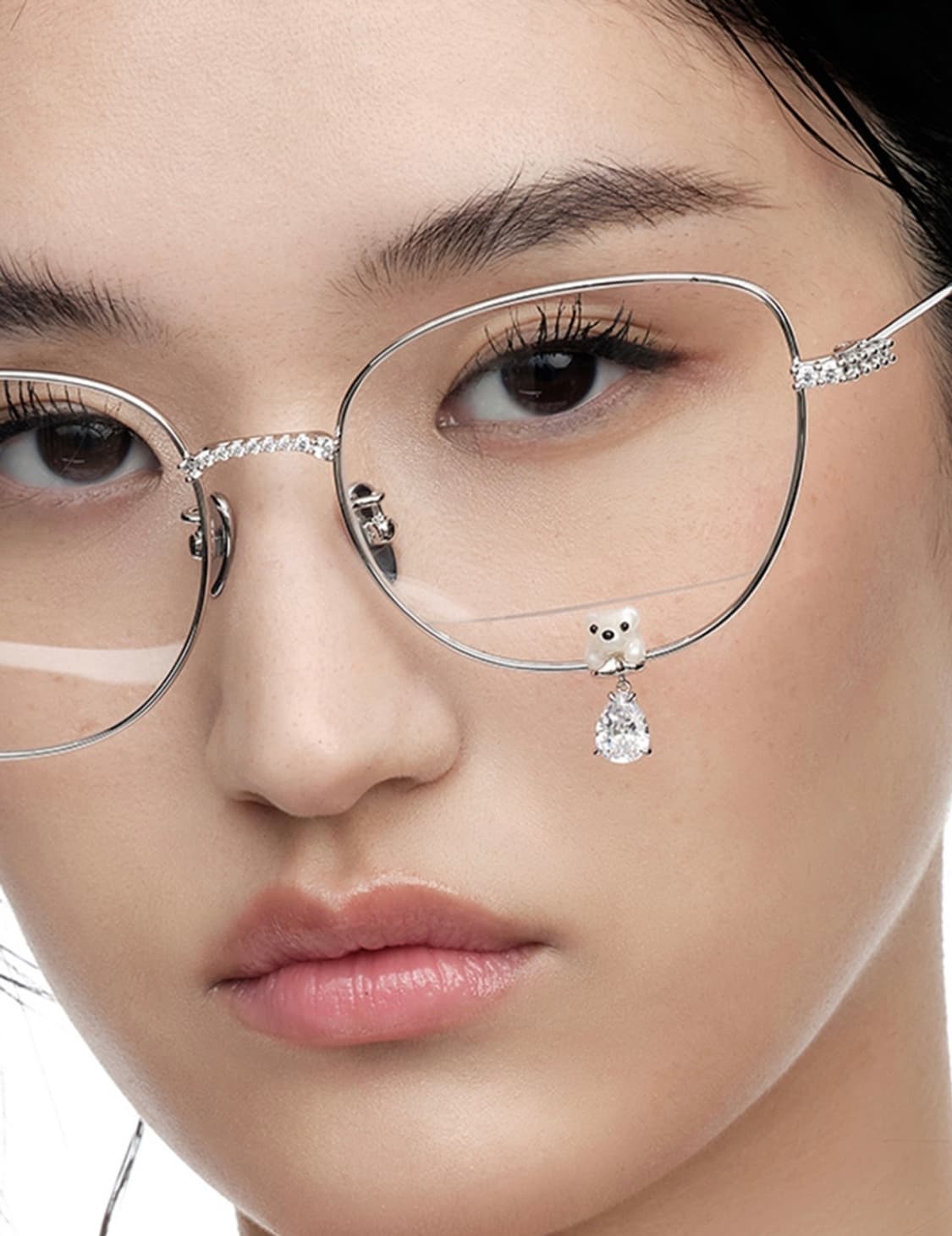 위민 YVMIN 25fw 젬스톤 드롭 베어 안경 상품이미지3