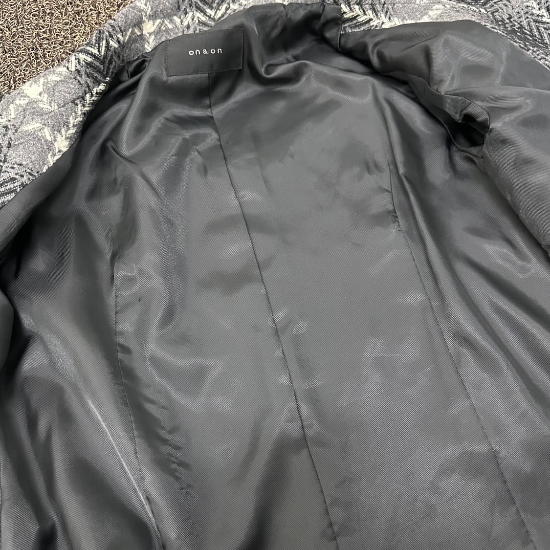 on&on 온앤온 여성 체크 패턴 자켓 66사이즈 상품이미지8