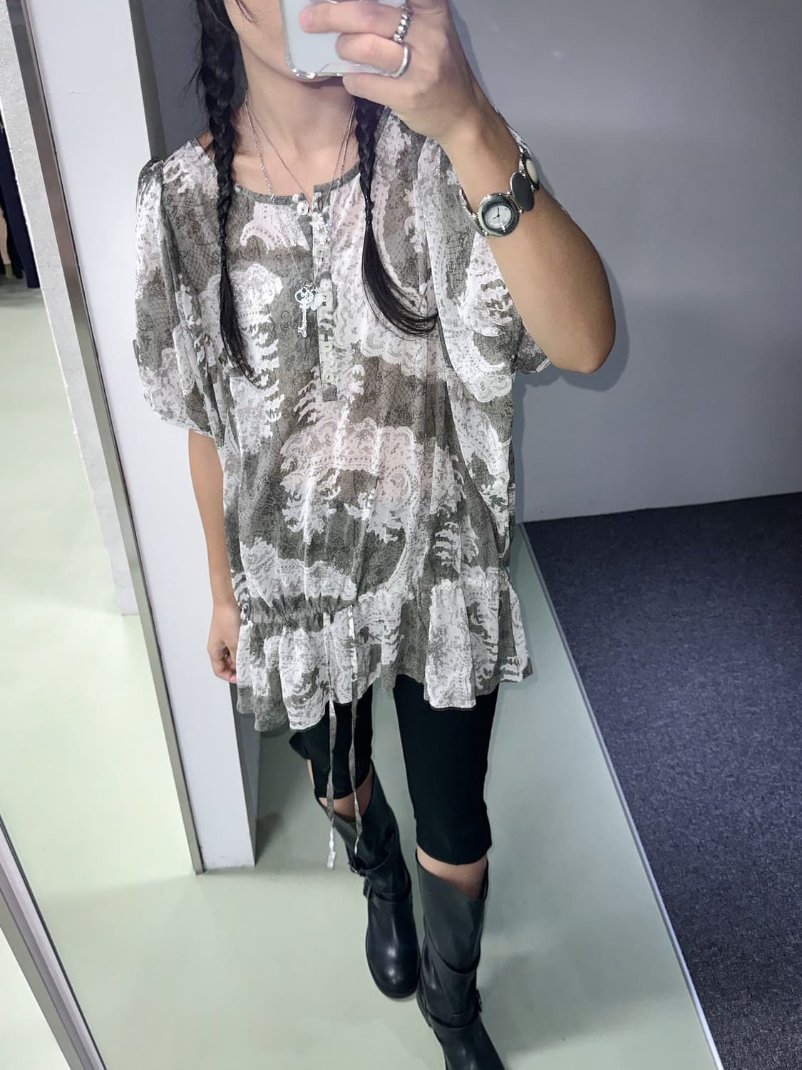 vintage khaki printed long strap top 상품이미지1