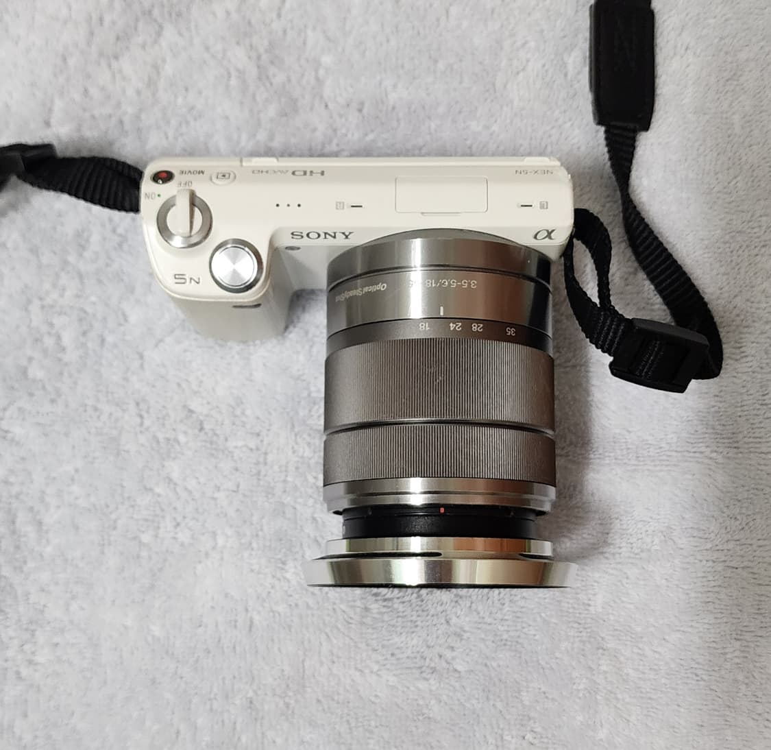 소니 NEX-5N 미러리스 카메라와 18-55mm 렌즈팝니다. 상품이미지7