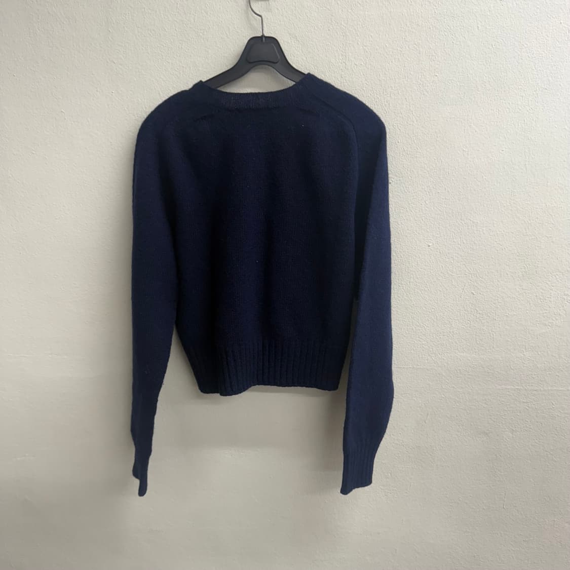 얼바닉30 urbanic30 클래식 라운드 네이비 니트 os 상품이미지4