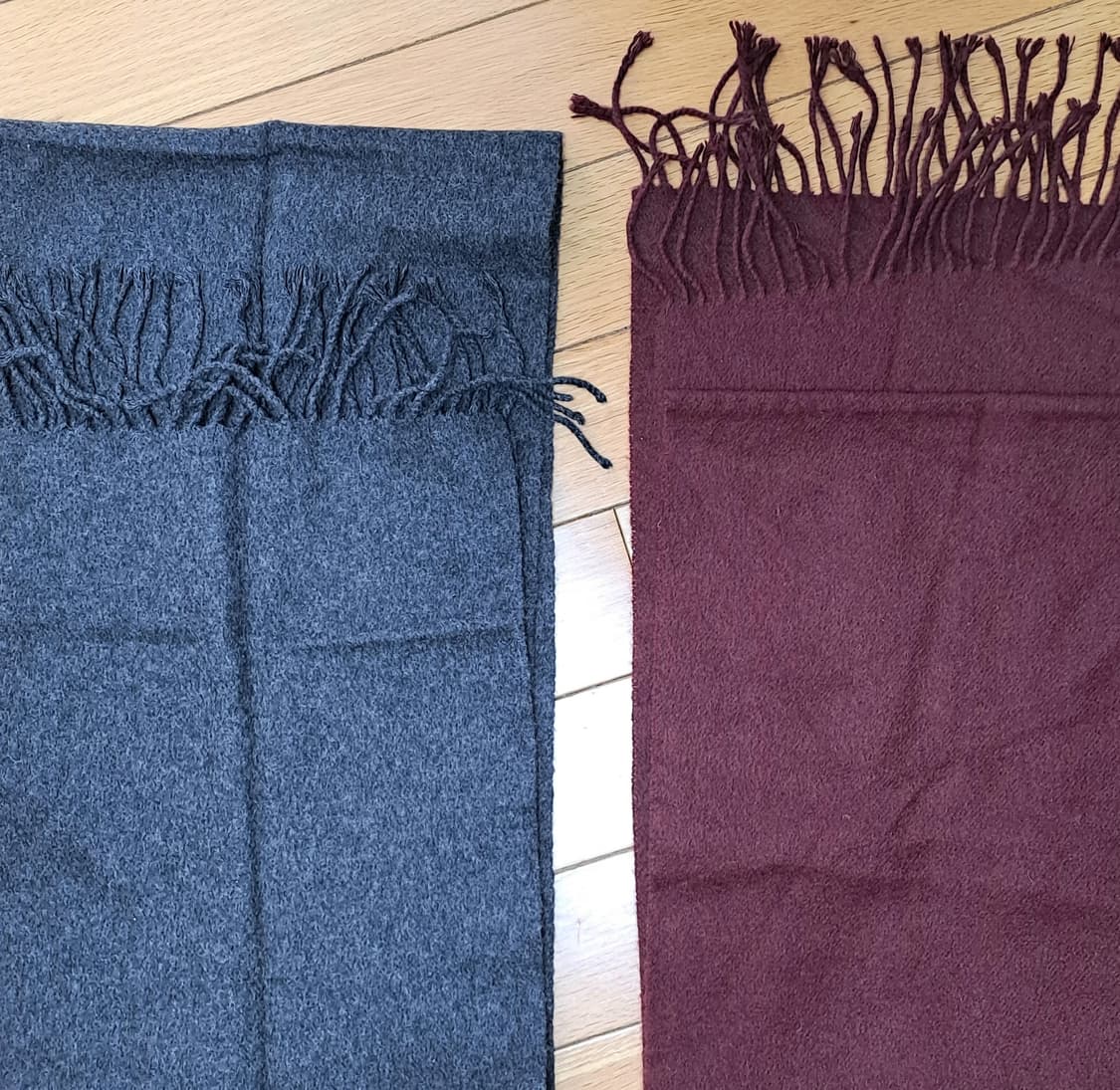 일본 빈티지 캐시미어 혼합 목도리 세트 (동일 사이즈의 차콜과 와인색). 상품이미지2