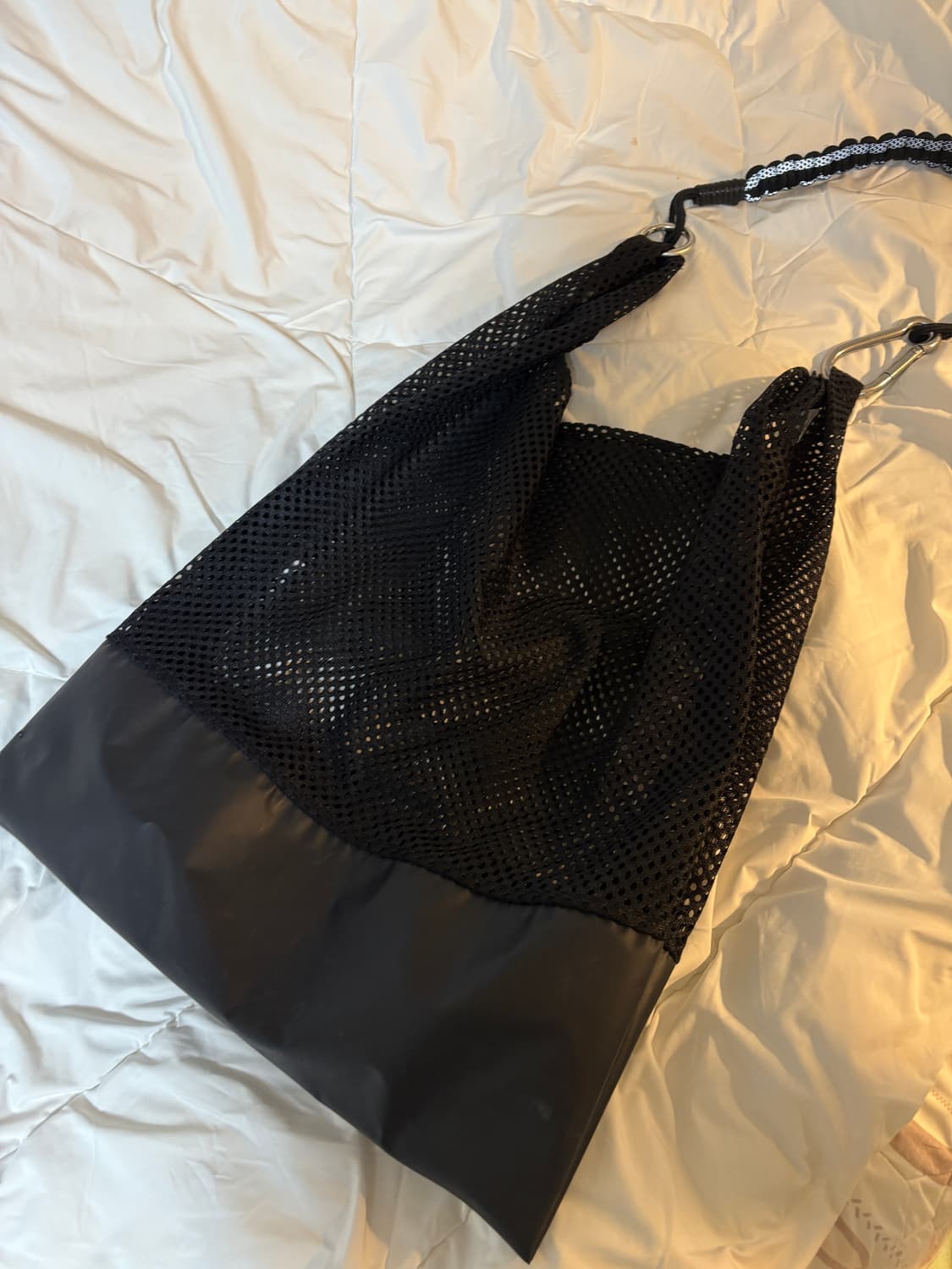 EP.7 01 SYNOPSIS MESH BAG BLACK 상품이미지7