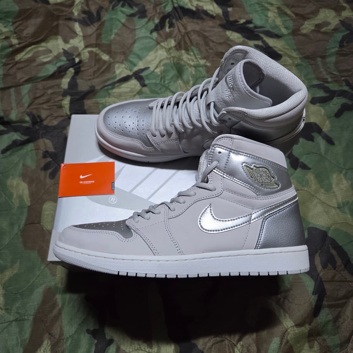 Nike Air Jordan 1 High OG CO.JP 조던1 상품이미지2