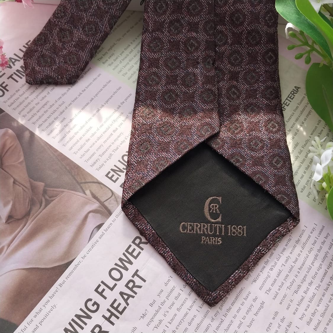 세루티 실크 자카드 지오메트릭 넥타이 9.8cm A+등급 K1520
 상품이미지8