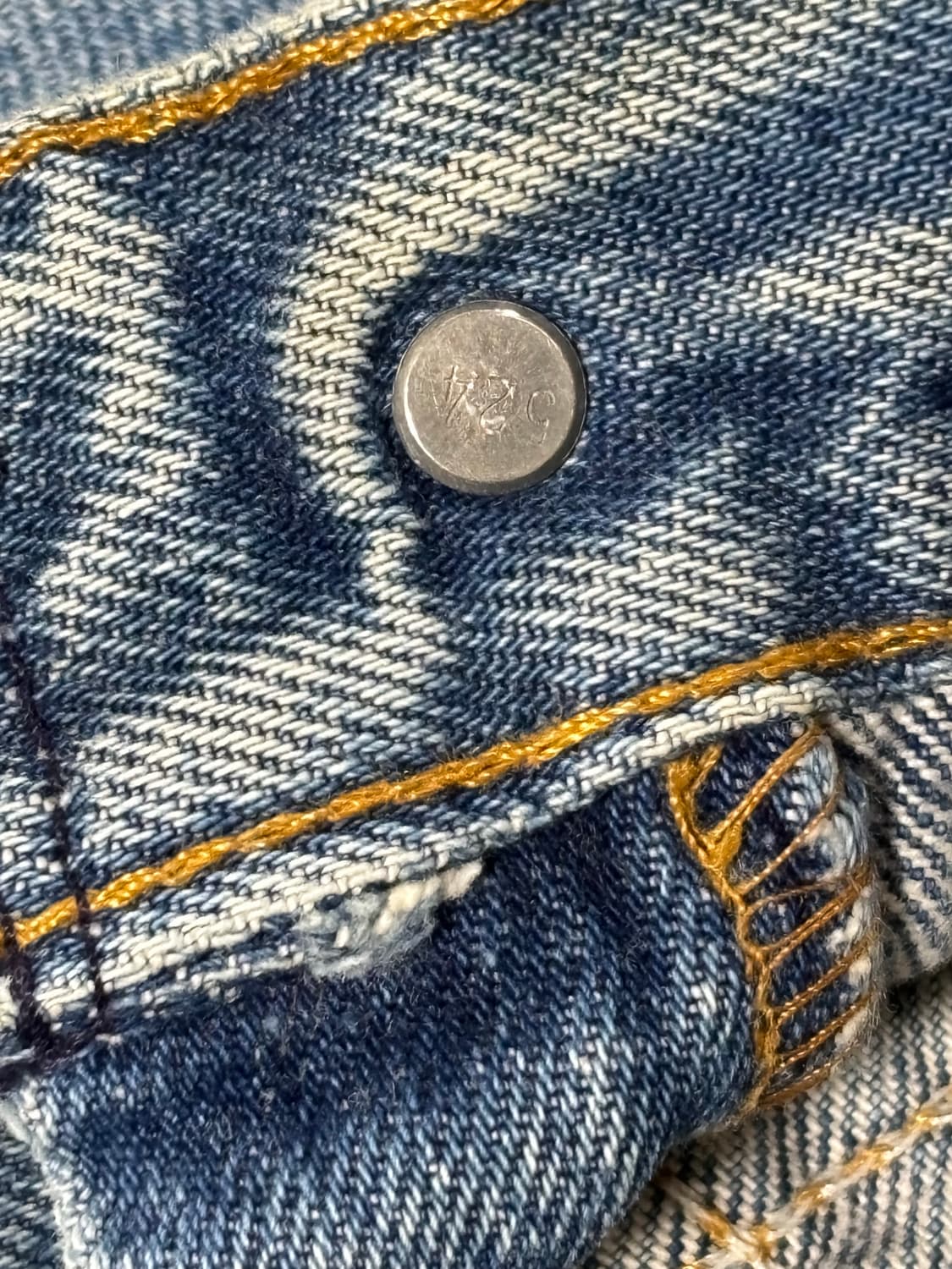 90s Levis Stressed 501 Made in USA 상품이미지3