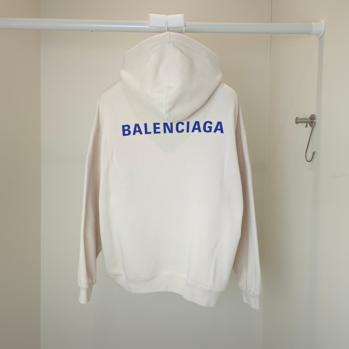 [중고/정품] 발렌시아가 후드티 상품이미지2