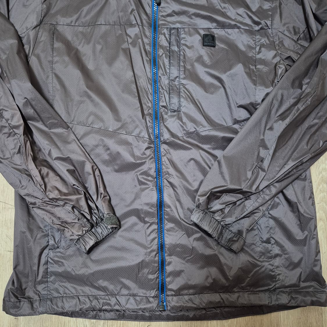 더레드페이스 아웃도어 바람막이 집업자켓 상품이미지3