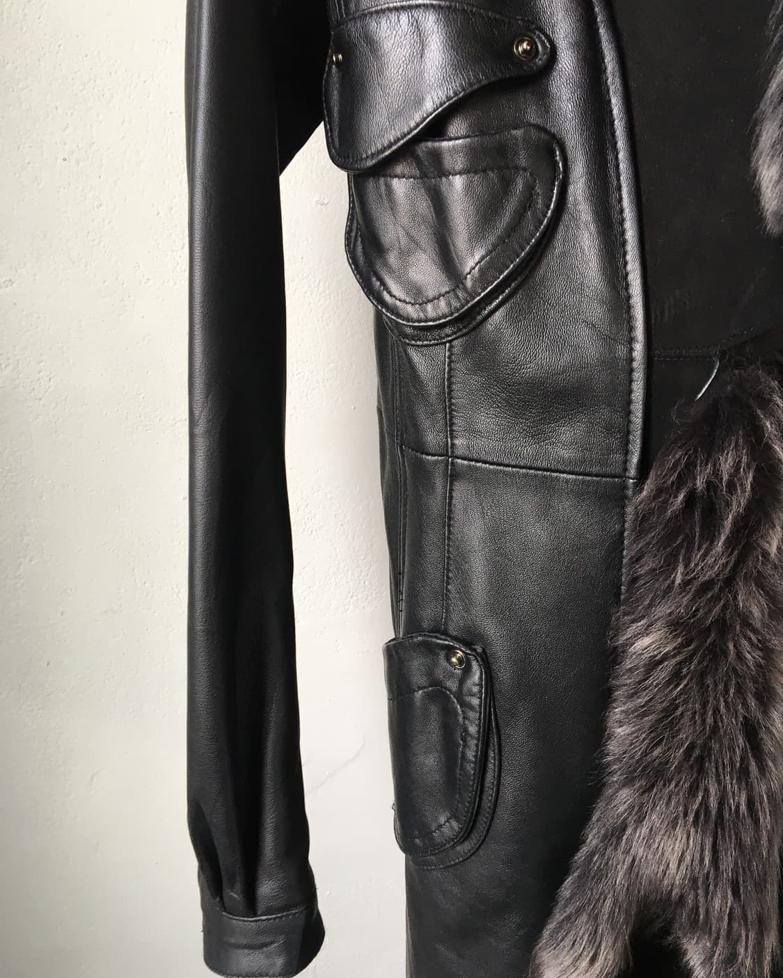 Fur layered drape point belted long leat 상품이미지5