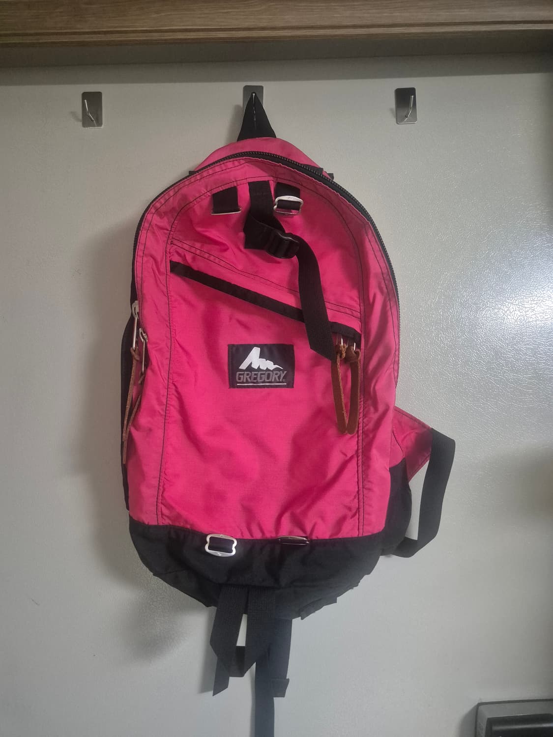 그레고리 데이팩 구로고 90s usa 핑크레드 상품이미지1