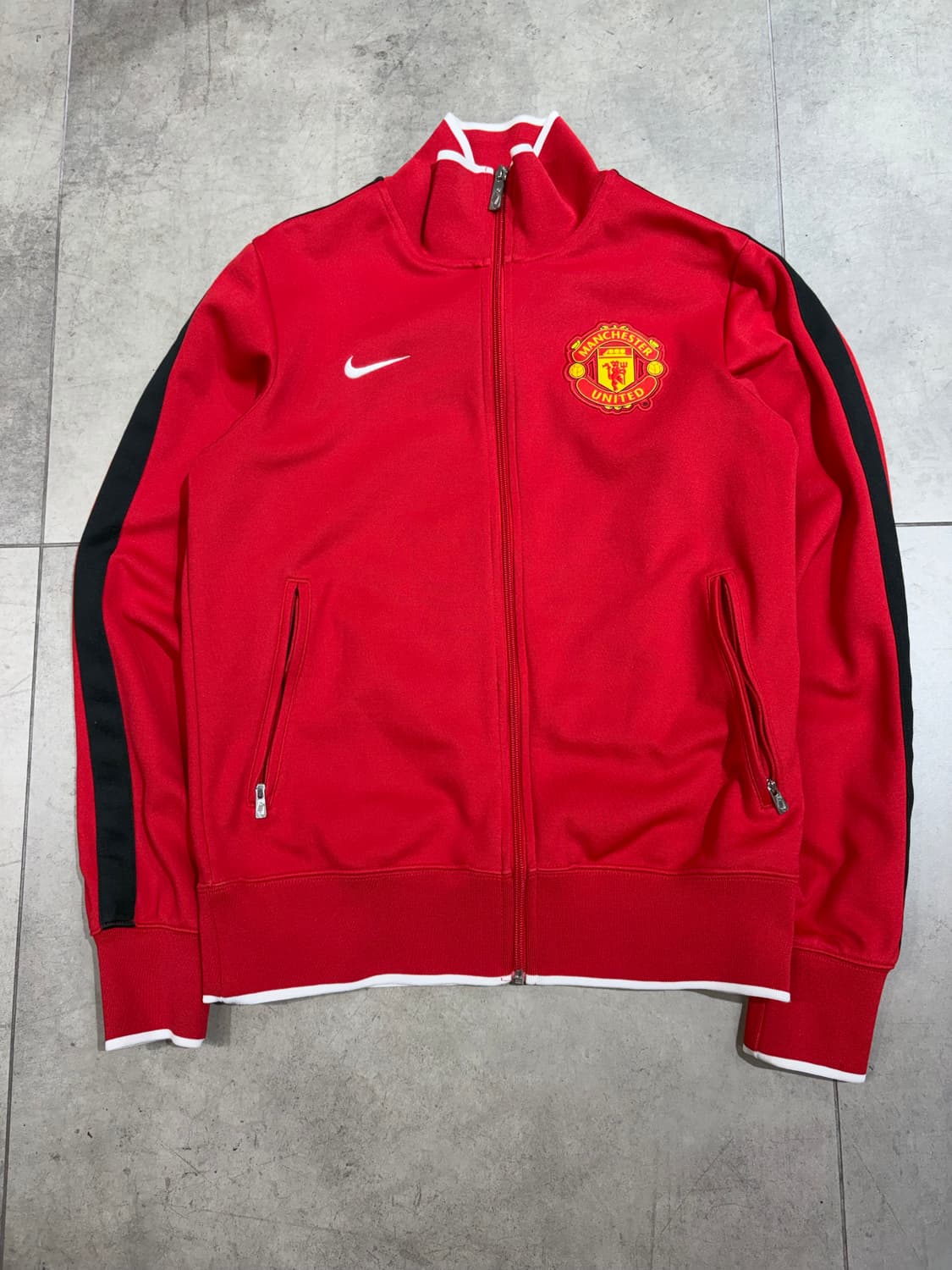 나이키 맨유 11-12시즌 져지 자켓 상품이미지1