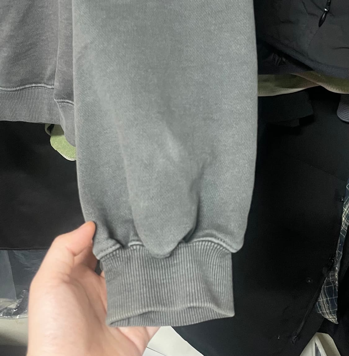 미스치프 롬버스 사이드버튼 업 후드 워시드 차콜 상품이미지3