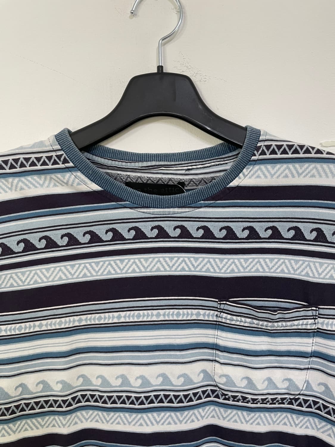 인더애틱 반팔 티셔츠 상품이미지4