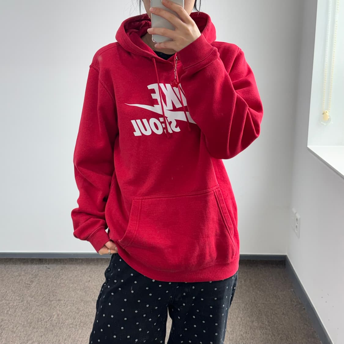 Nike 나이키 서울 레드 후드티 상품이미지2