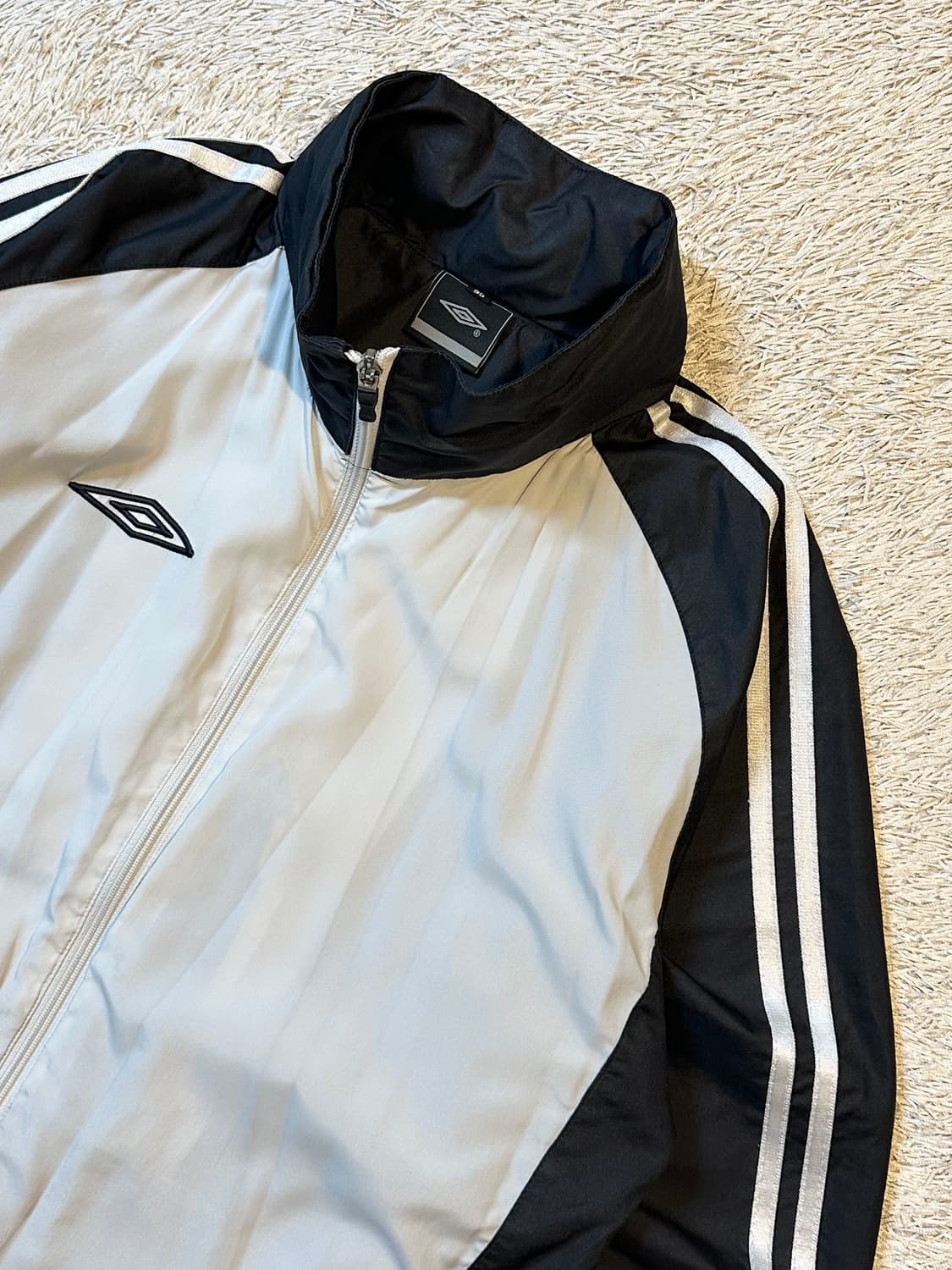 희귀) 엄브로 UMBRO 올드스쿨 사이드라인 배색 바람막이 자켓 상품이미지2