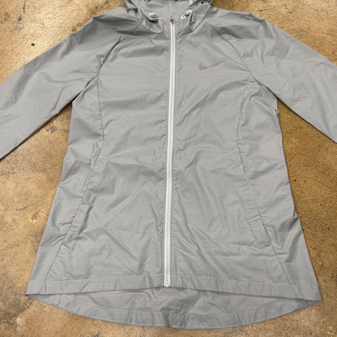 [정품/S] 나이키 바람막이 후드 집업 그레이 b10 상품이미지3