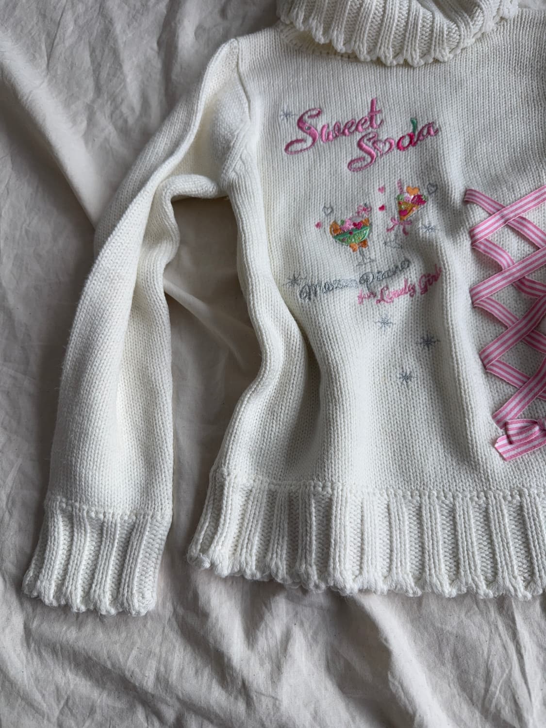 메조피아노 크림 아이보리 로걀 갸루 러블리 목폴라 딱붙 니트 상품이미지2