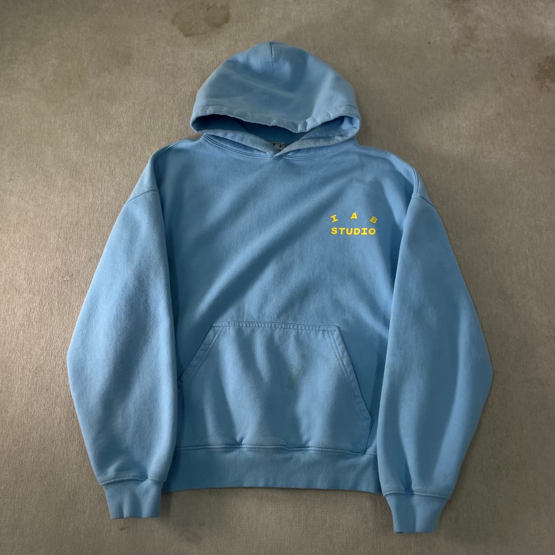 105 아이앱 스튜디오 스카이블루 후드티 상품이미지2