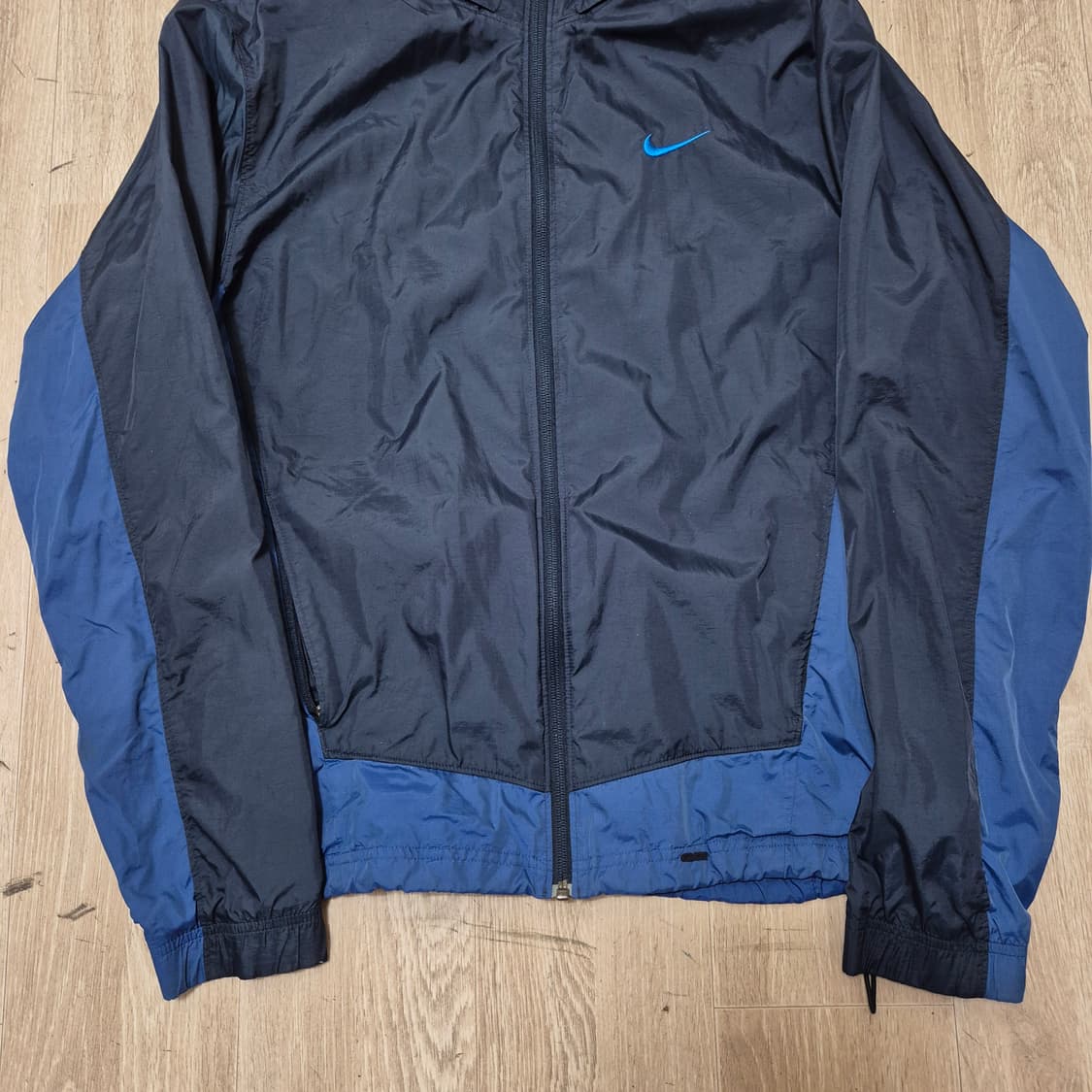 나이키 스우시 배색 바람막이 자켓 XL(105) 상품이미지3