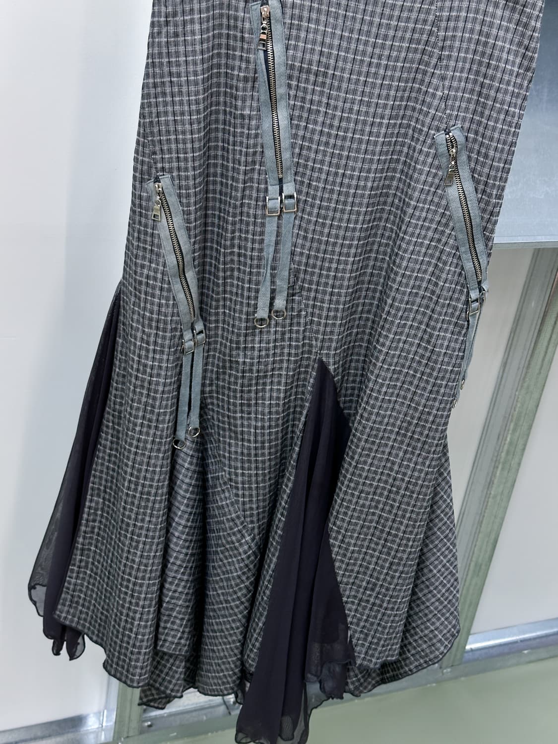 gray check mesh pannel unbalanced skirt 상품이미지6