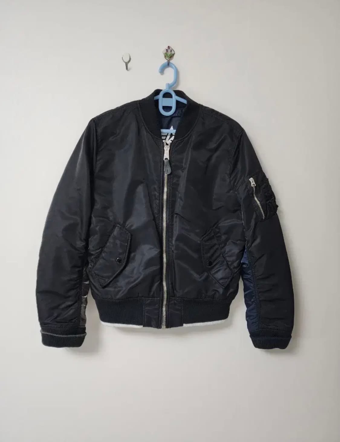 알파인더스트리 ma-1 리버시블 항공점퍼 상품이미지1