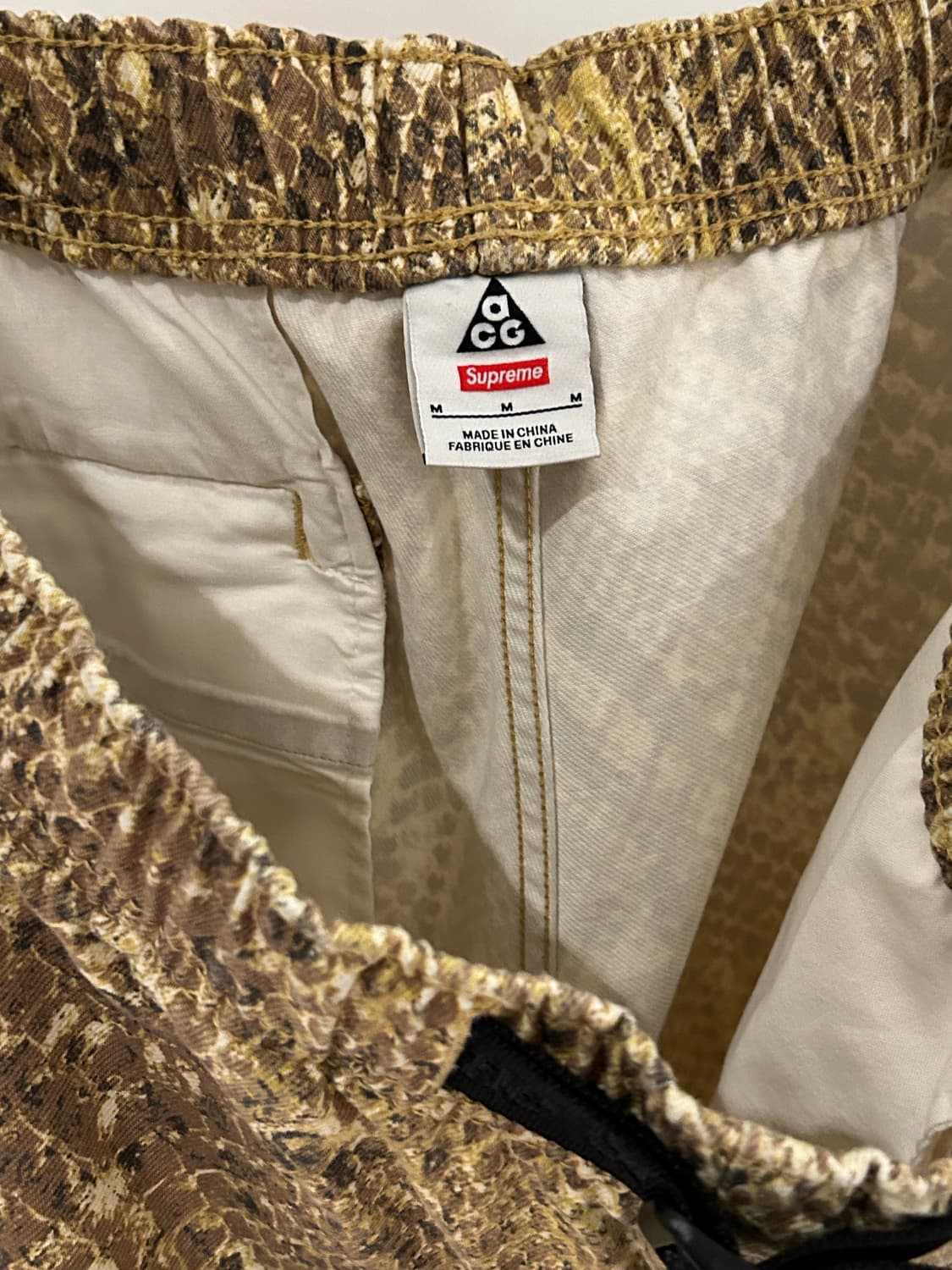 Supreme x Nike ACG Snake Pants 상품이미지4
