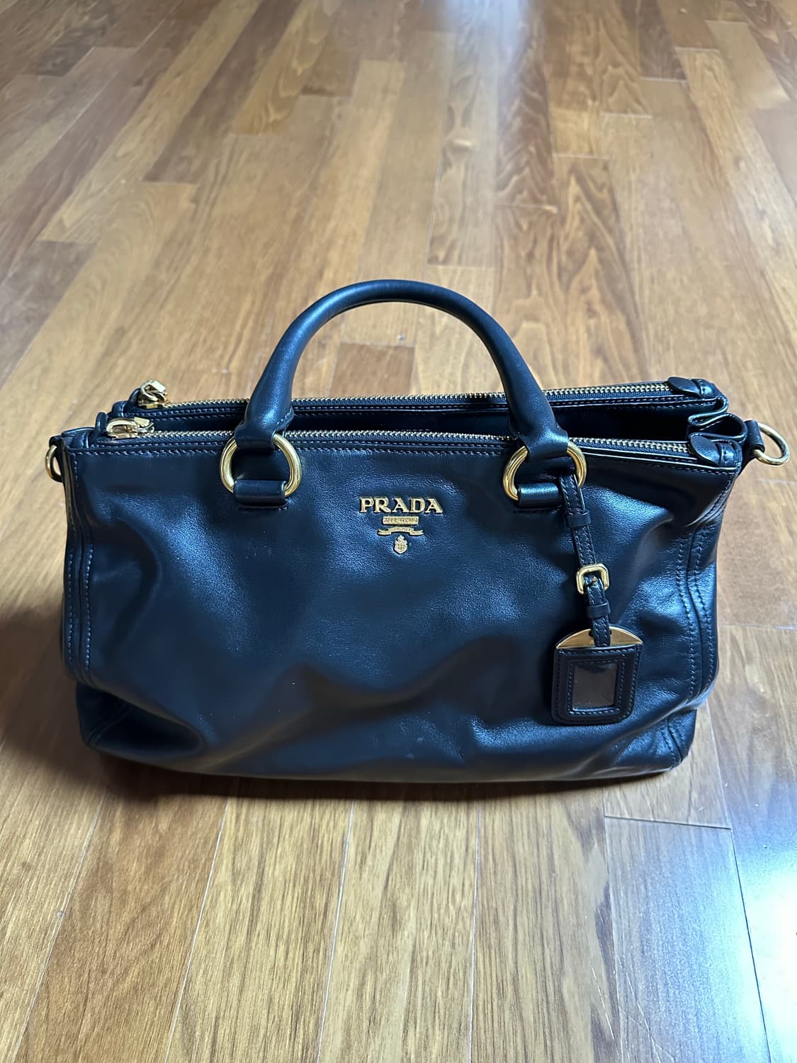 프라다 비텔로샤인 상품이미지2