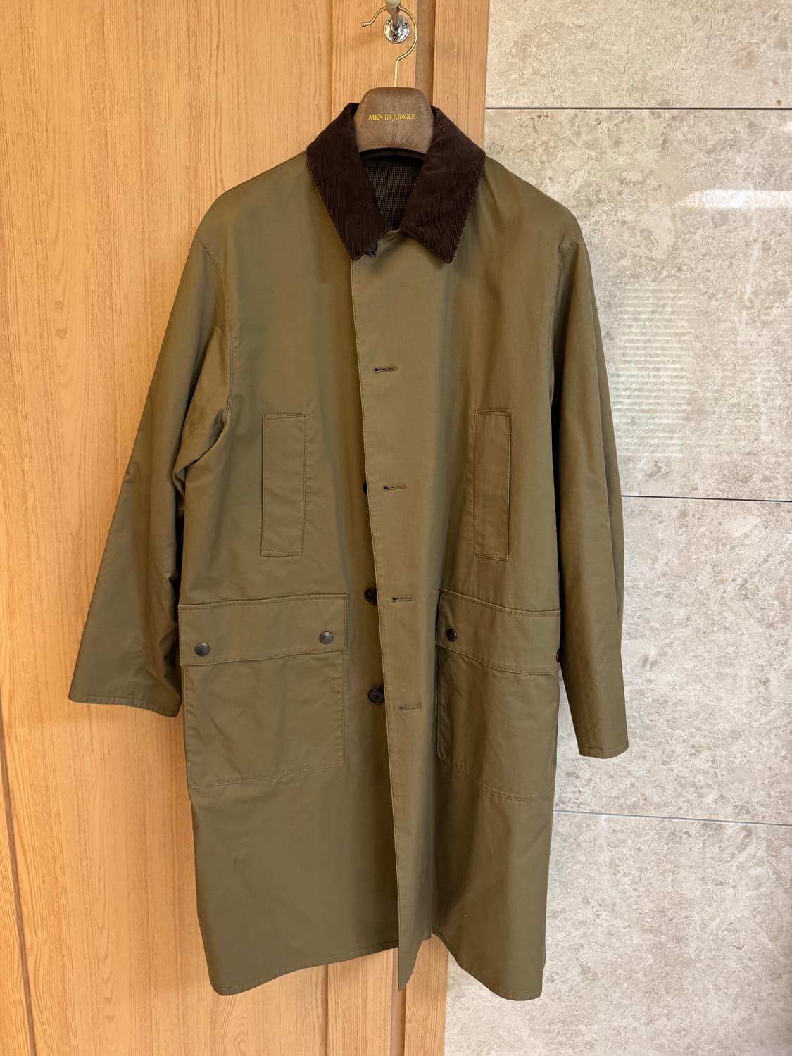 유나이티드에로우즈 뷰티앤유스 리버서블 코트 상품이미지1