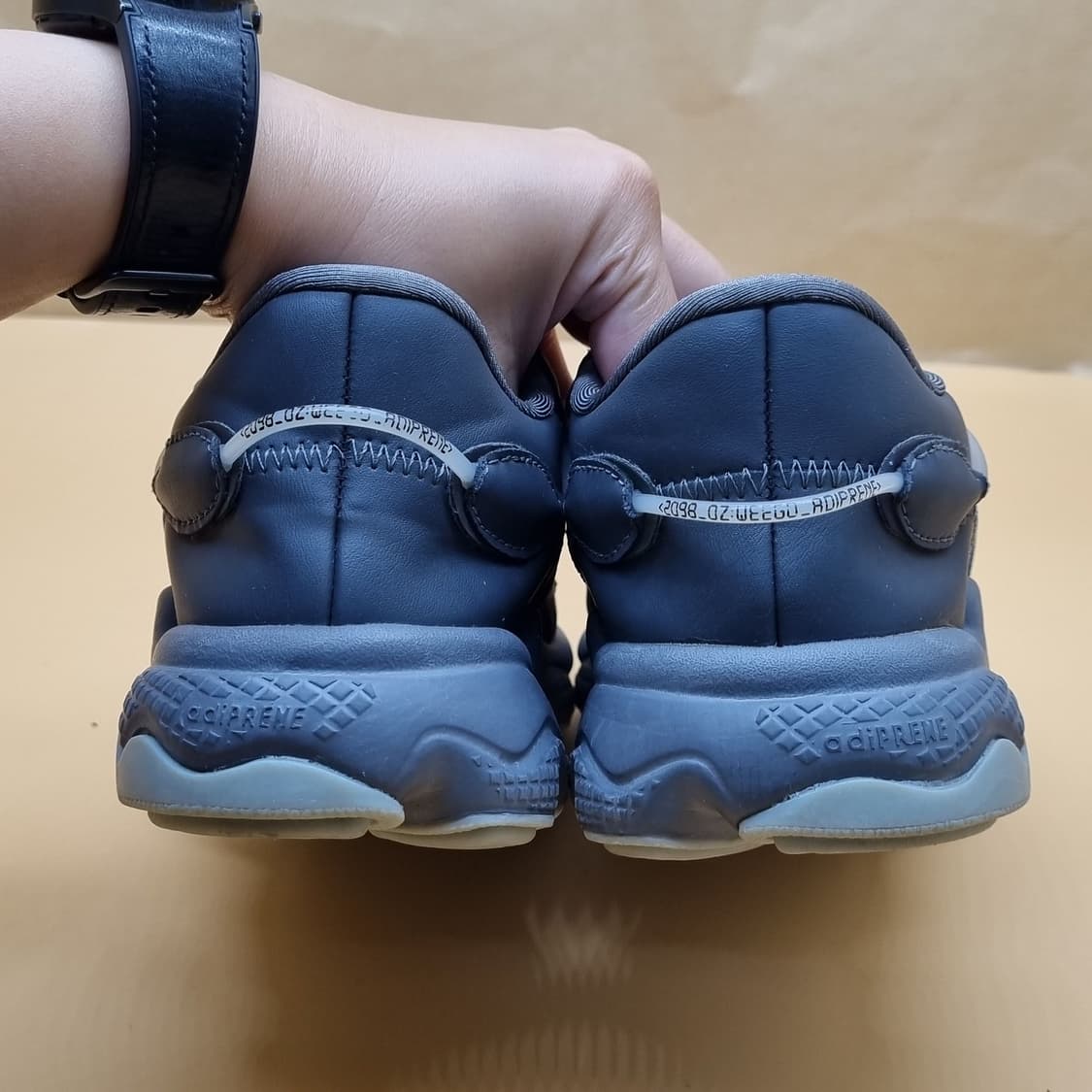 아디다스 오즈위고 여성운동화230. 상품이미지4